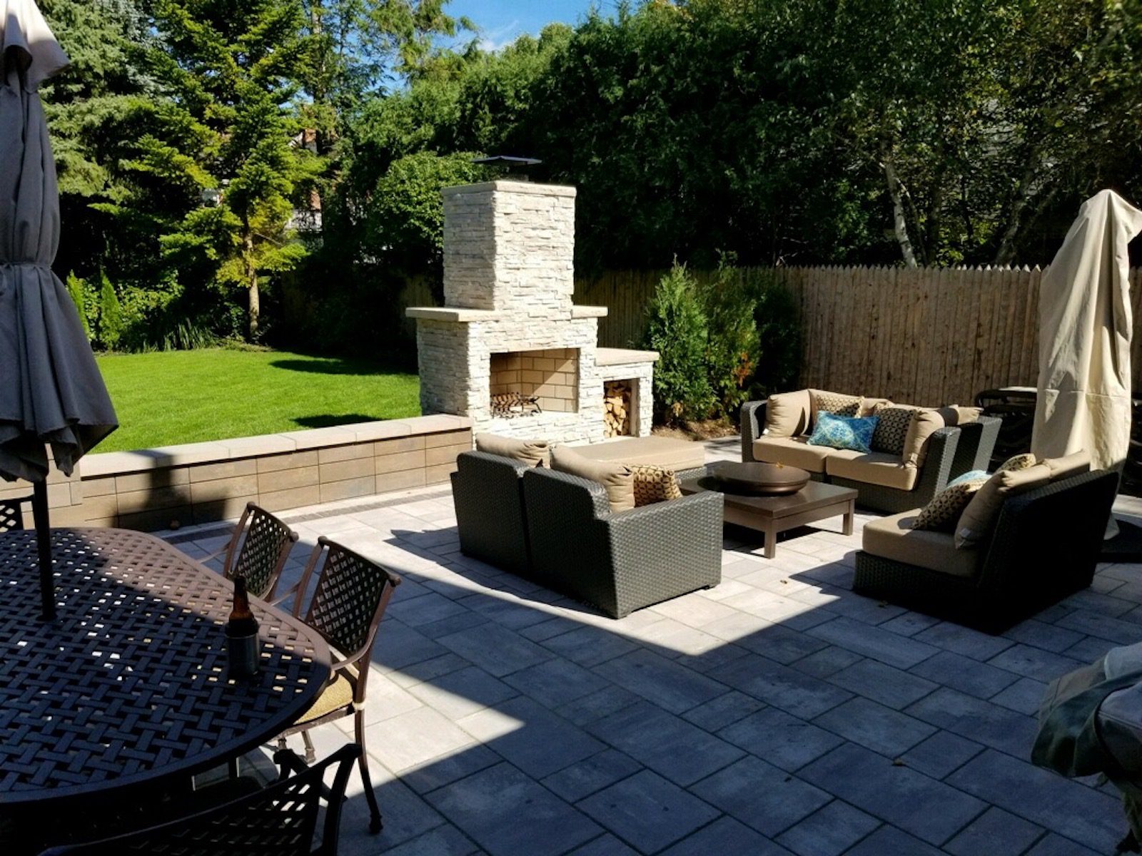 Brownstown Twp, MI Outdoor Living Space