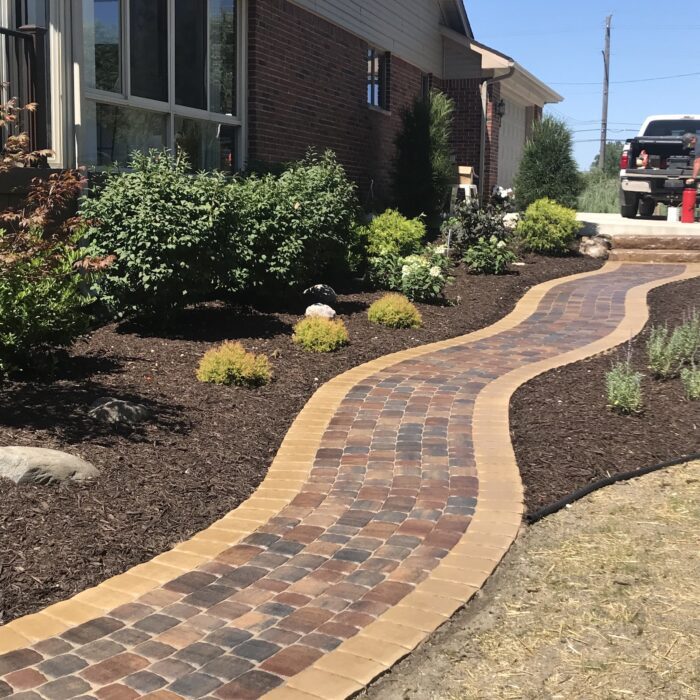 Brownstown Twp, MI Landscaping Services