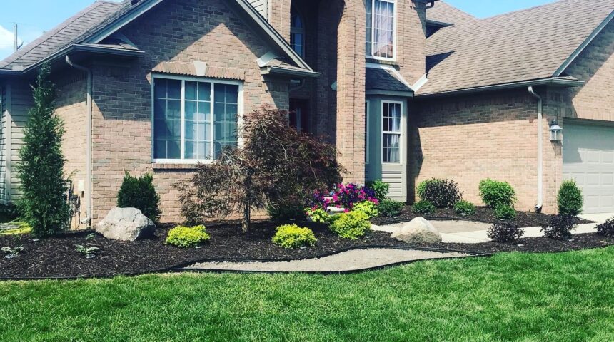 Brownstown Twp, MI Landscape Maintenance