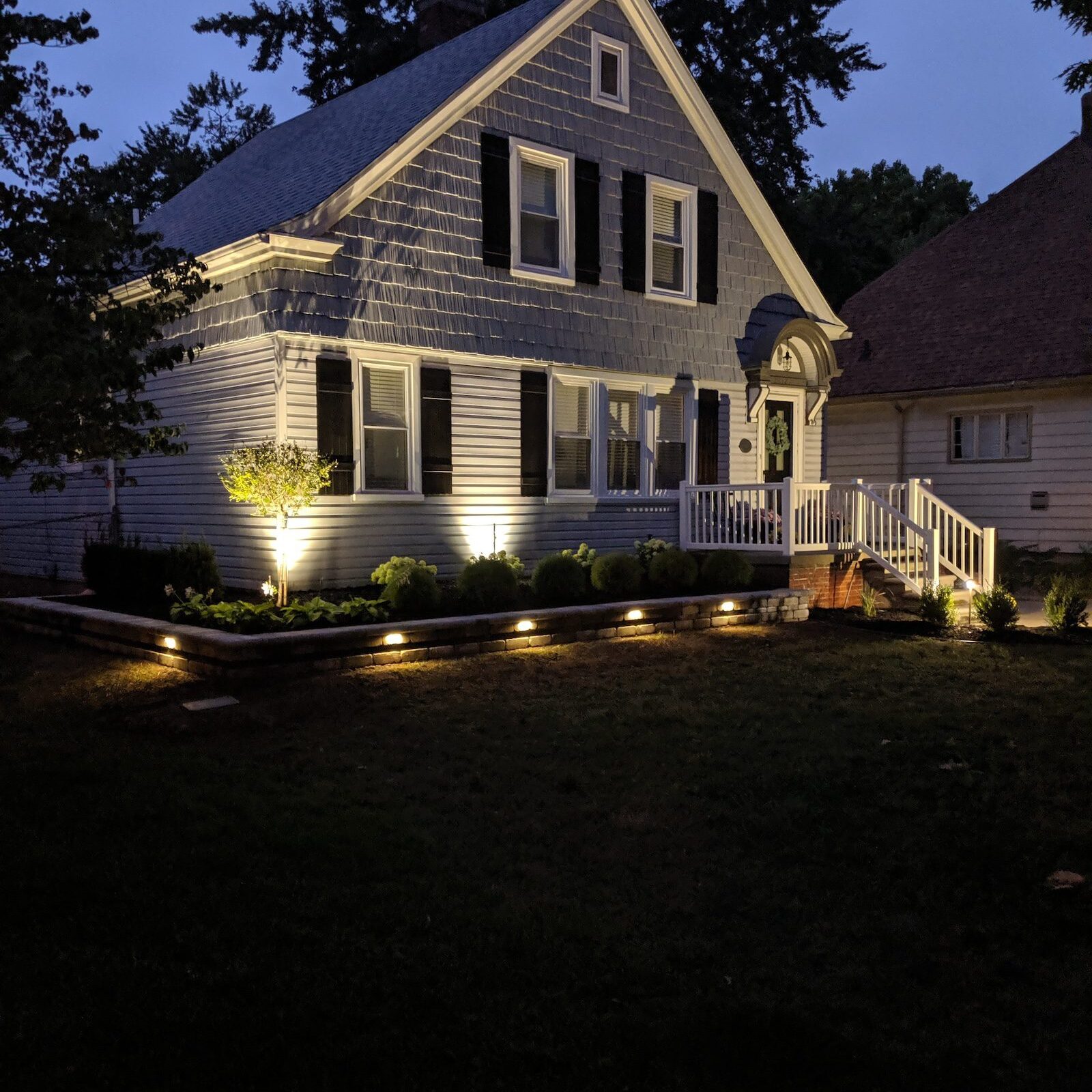 Brownstown Twp, MI Landscape Lighting