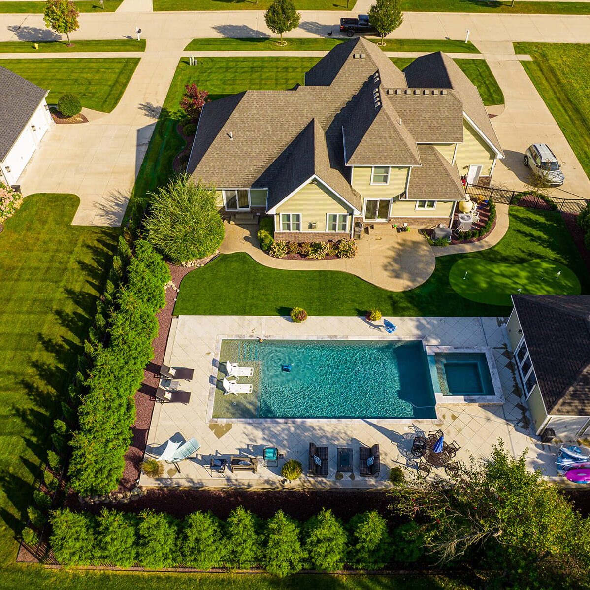 Brownstown Twp, MI Landscaping Services16 Landscape Installation, Plantings, Putting Greens