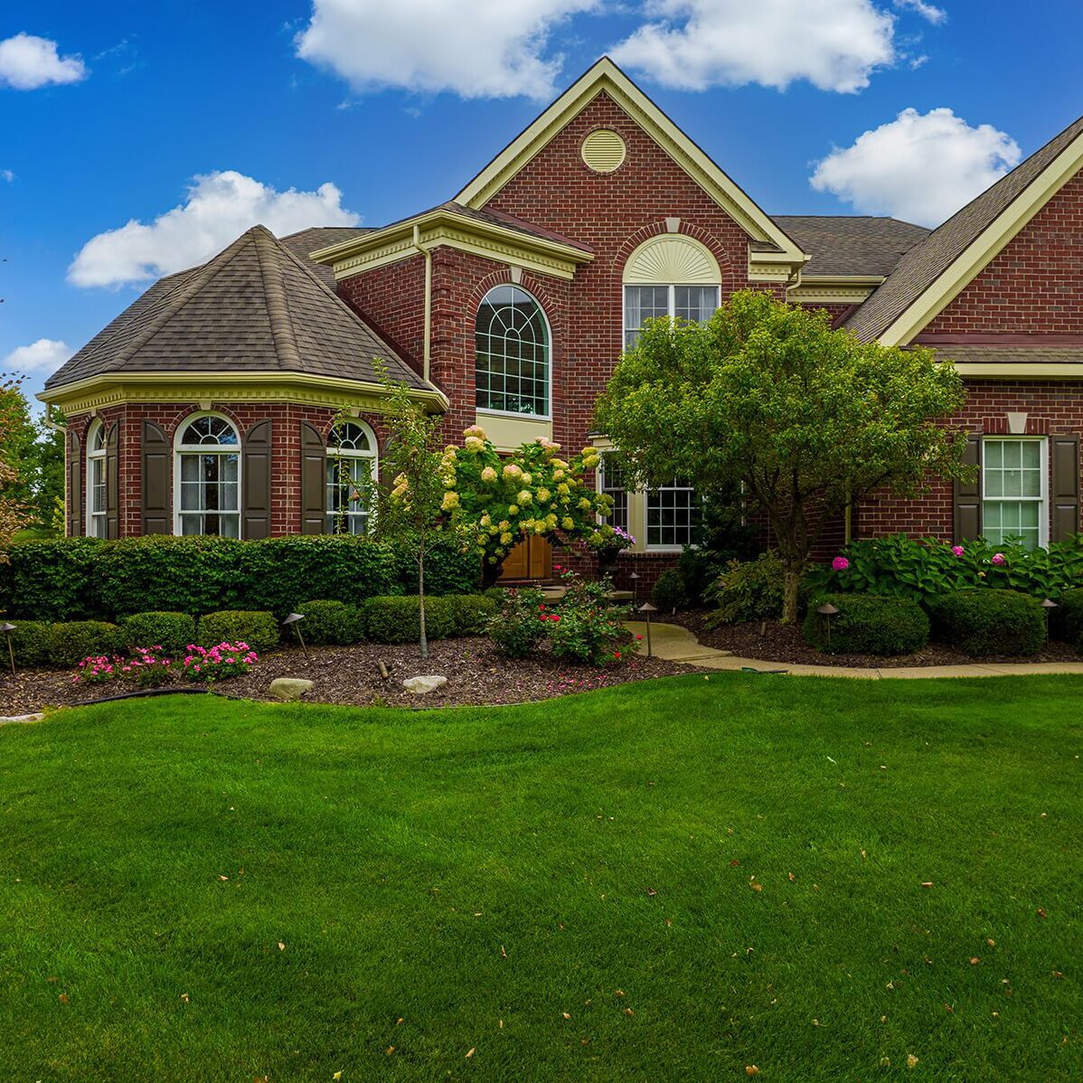 Plymouth, MI Residential Landscaping Plymouth, MI Residential Landscaping